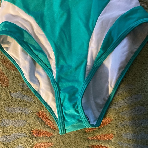 Swim suit. NWT lovely “Cupshe “ turquoise/white with ruffles at neck and back - Picture 7 of 16